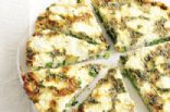 Frittata with zucchini, peas, mint and ricotta 