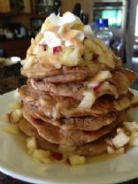 Baked Apple Pie Protein Pancakes