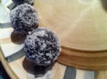 Low Carb Dark Chocolate Peanut Butter Truffles