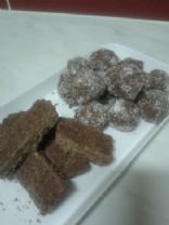 Coconut slice/balls - a healthy gluten free alternative