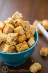 Easy Crunchy Garlic Croutons Recipe