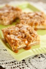 Caramel Apple Cheesecake Bars 