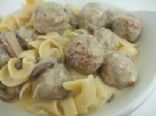 Kat's Crockpot Meatball Stroganoff