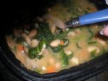 Slow Cooker Italian White Bean, Chicken, Spinach Soup